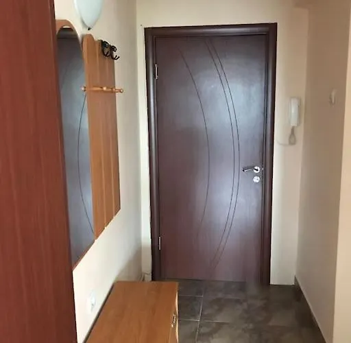 Star Ray Apartment *